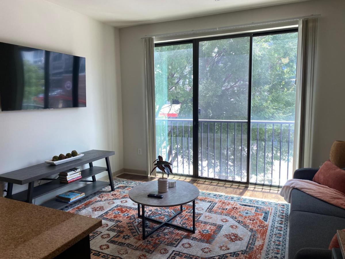Amplify Spaces 1 And 2 Bedroom Apartments, Downtown Birmingham, Uab Bagian luar foto